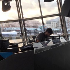 Podcasts & Mixes