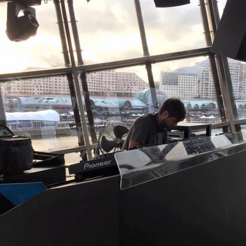Podcasts & Mixes