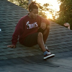 Lostinit (prod. Dan Holyoak)