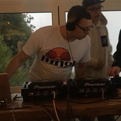 Dynamo Dub ( Living Room ) - Lord of the Decks Jump up mix