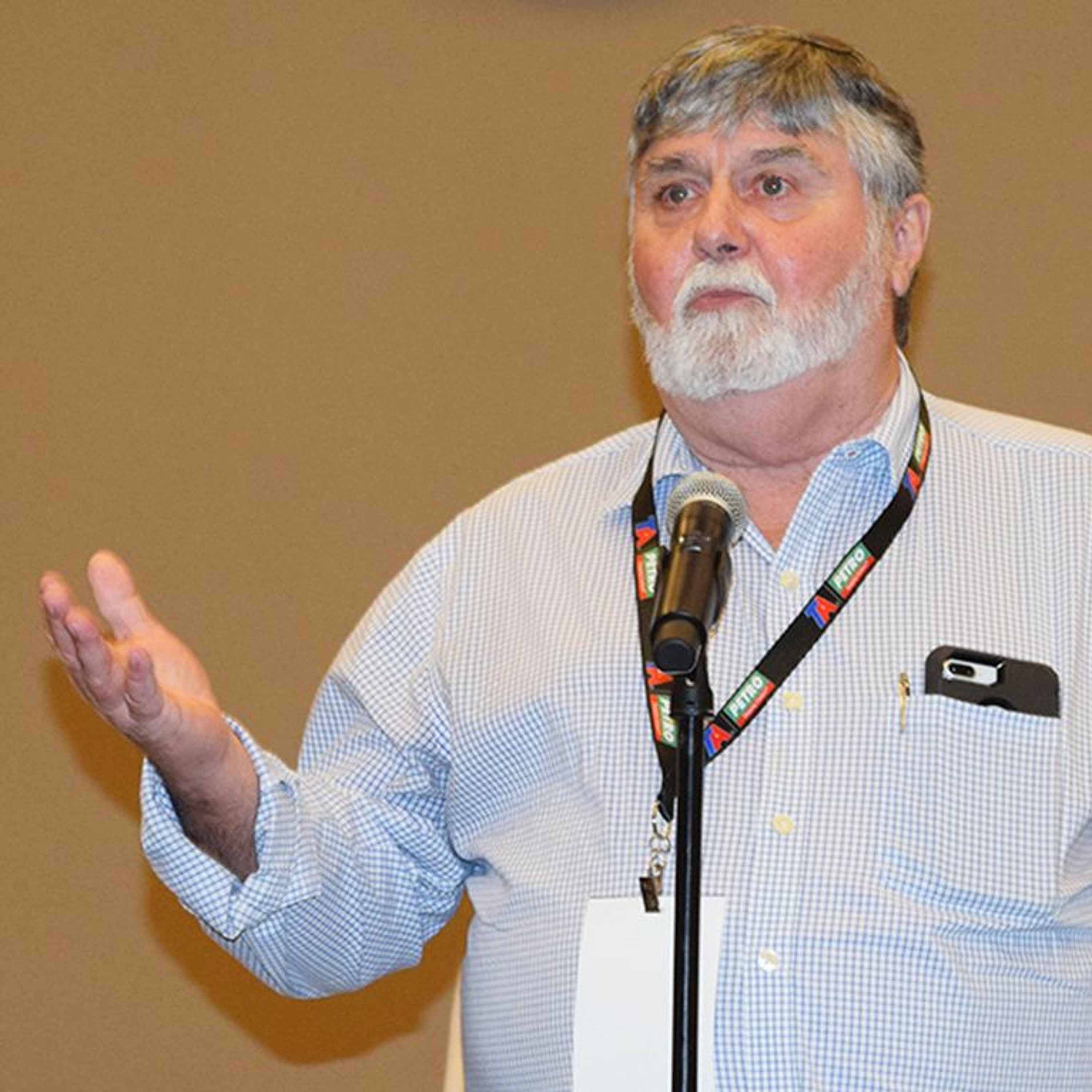 Owner-operators relay their hours suggestions, concerns to FMCSA thumbnail