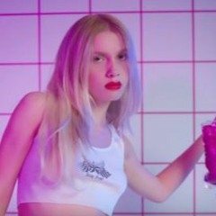 Aleyna Tilki - Dipsiz Kuyum