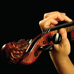 Benny Soualay strings