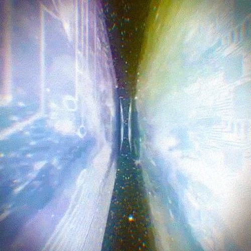 Shards - MichaelMichaelson and JoaGymshoe on a Kris van Huystee Beat