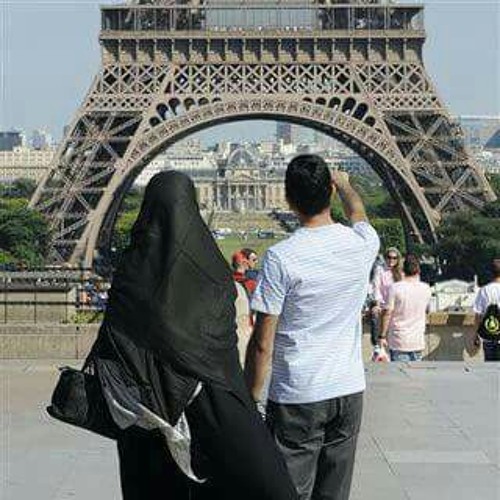 ✿إللي جَمعنا حُبّ له مَعْنىٰ✿