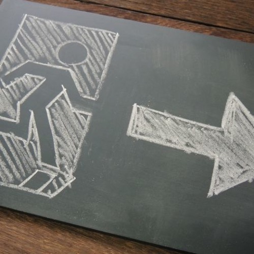 出口へ駆け抜けろ/EXIT RUNNING