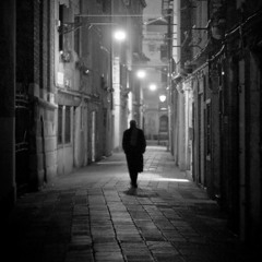 Walking out- Freestyle (Prod.By Bando)