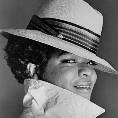 Gay of the Day 44: Gimme A Break.