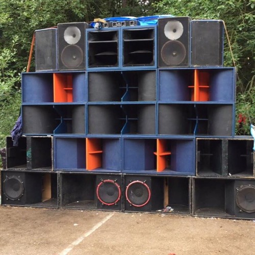 Minimal Madness - Bassman