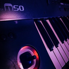 M 5 0 [clip] (F r e e D L)