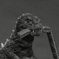 ニュース：列車が脱線して壊れた