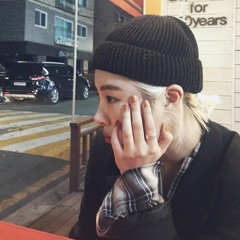 Stuck - Wheein (Cover LIVE)