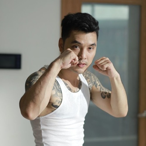 Người Thứ 3 - Ưng Hoàng Phúc