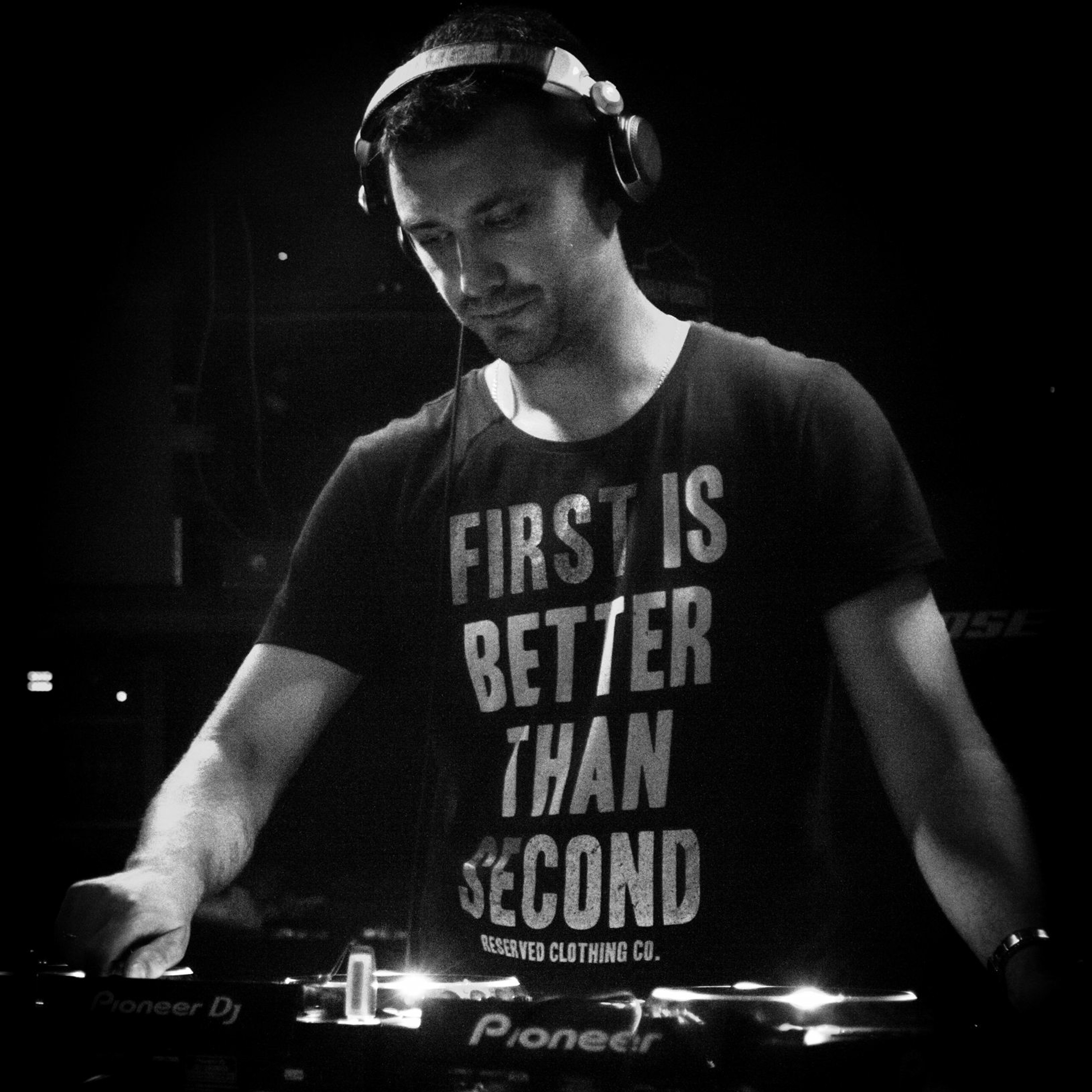 DJ WestBeat (Official)
