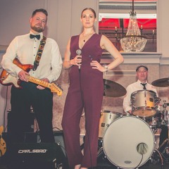 Jump Around / Good Times / Boogie Medley Funk City Band Live