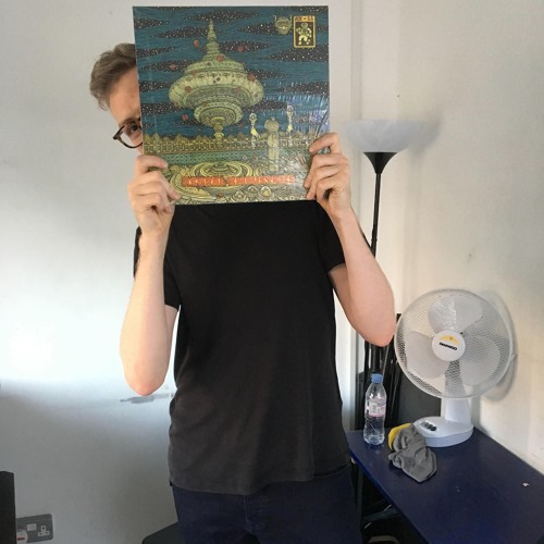 o.utlier ambient set @ Peace Of Mind - Netil Radio (16-09-18)