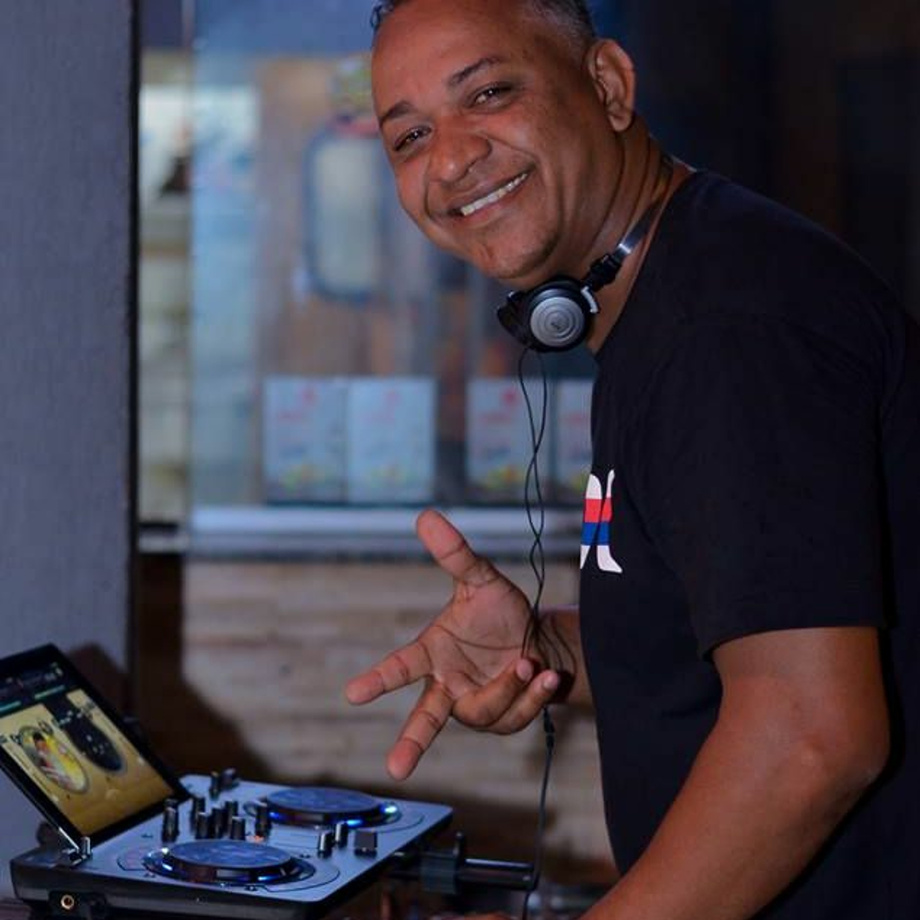 DOCA DJ quase tudo sobre música RJ  ✪