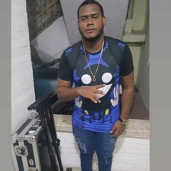 Miter Pon X Ft Albert Joseph-Hay By (Sombra) me llueven