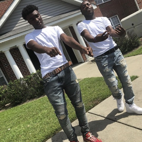 EE X Baby Fari - Air Em Out [Eng. By Mick Business]