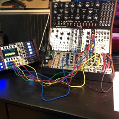 DistingB8 VCO w/ Waveshaping Cycling Maths to 1v8 & Peaks to Waveshape & Tuning LFO1 & LFO2 Rspctvly