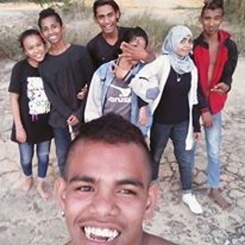 Stream Rahim Banditnya Btn Listen To Lagu Anak Bau Bau Maily Dj Aku Lagi Bete Beib Aku Lagi Sensi Azwallacheanel Playlist Online For Free On Soundcloud