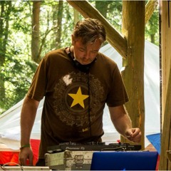 Chilled in a Field Set 2018