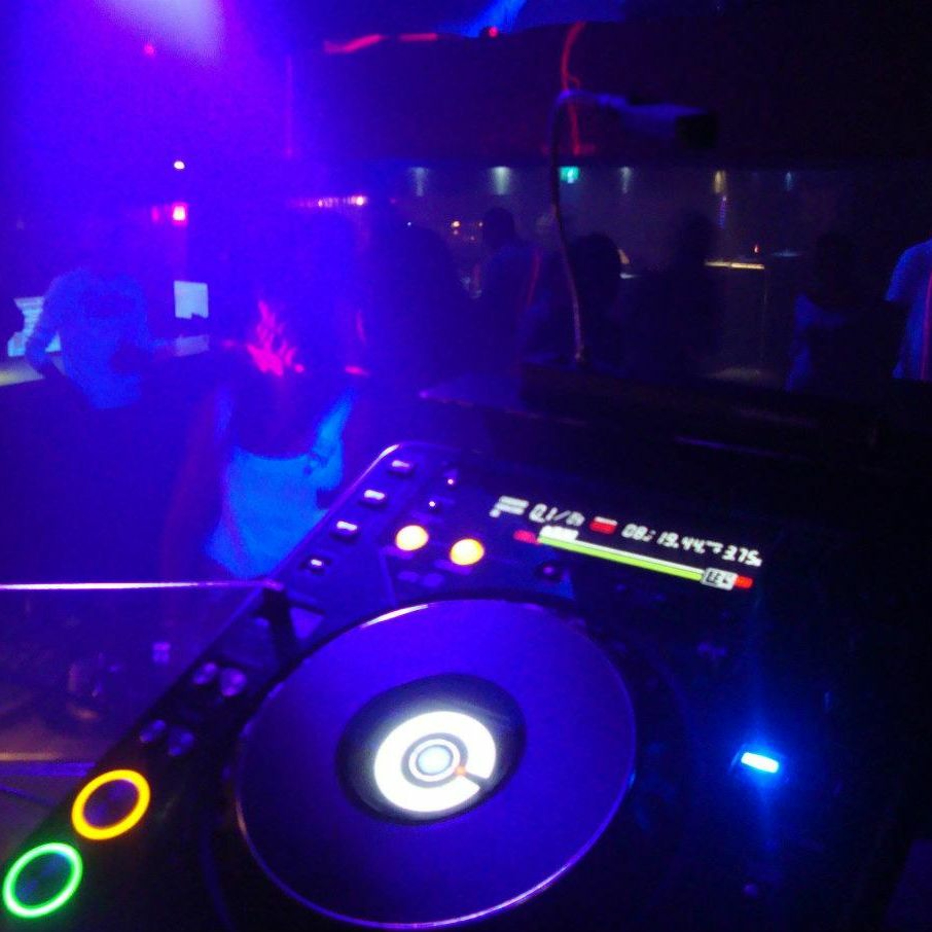 04/08/2013 - Dj Smooth @The PentHouse With Some New & Some Summer Classics **FREE DL** episode artwork