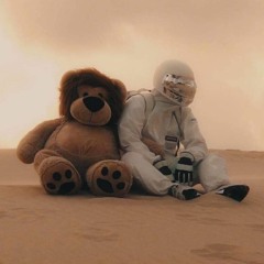 Szpaku - UFO prod. Michał Graczyk