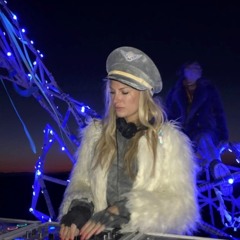 Malin Linnéa - Maxa Xaman Burning Man 2016