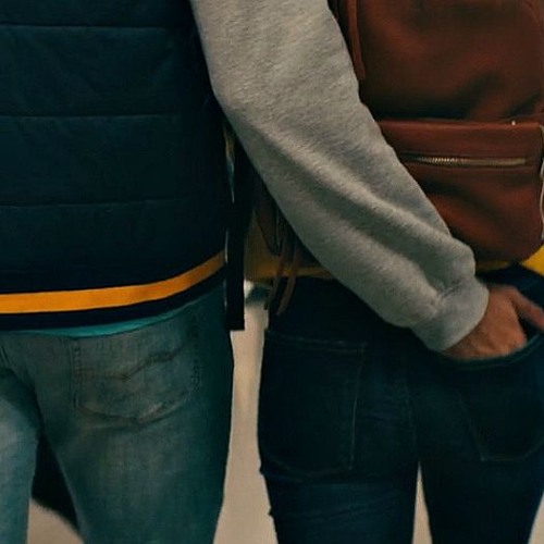 Stream hand in my back pocket (PROD. POUND) by axiliya Listen online