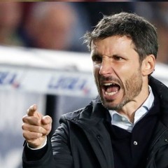 Marky Mark doesn't rap about title yet, but PSV are the funky bunch with Ajax trailing