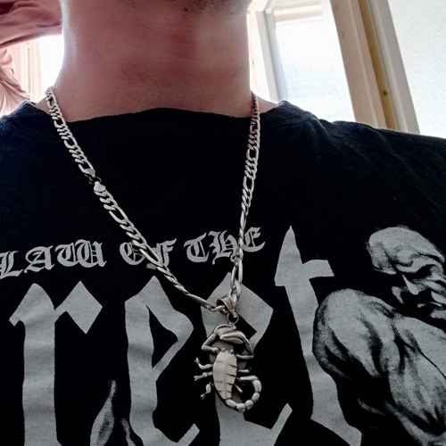 Das Noch vom Anfang ich Mache erst seid drei Wochen Musick und nur über handy Besser als nix🤫