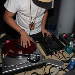 Rob Threezy - The Chase (Static Juke Remix)