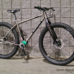 $ued - VOANDO NA MINHA BIKE (prod. @BeatsBySeismic x @BeatsBySim) PRÉVIA