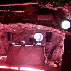 Wigflex Cave Rave 5.10.2018