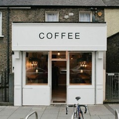 At a Cafée ☕