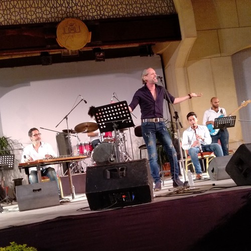 يحيي نديم-ملابس جديده