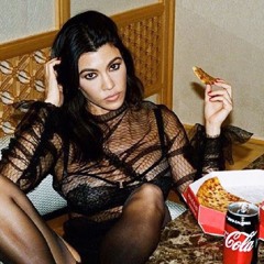 Kourtney Kardashians French Toast - 10:7:18, 1.45 PM