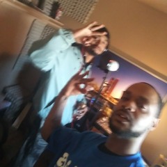 XO - Down ft Young Trainz Kr3atiiv 900.mp3