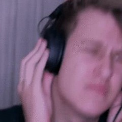 Slazo, Soothouse, and SorrowTV have a Sparta Crumpled MH Remix but there's no chorus