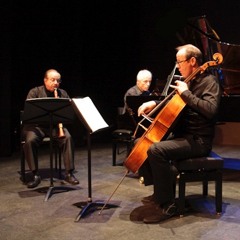 Beethoven Gassenhauer Trio in B Flat op. 11 for clarinet, cello and piano