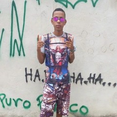 MTG = = ENQUANTO O MENOR EMBRAZA COM A GARRAFA TRANSPARENTE ,VEM XERECA ( ( DJ WL SHEIK ) )