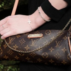 CHILLIN W THE BAG - @Pay3God & @The4orth_