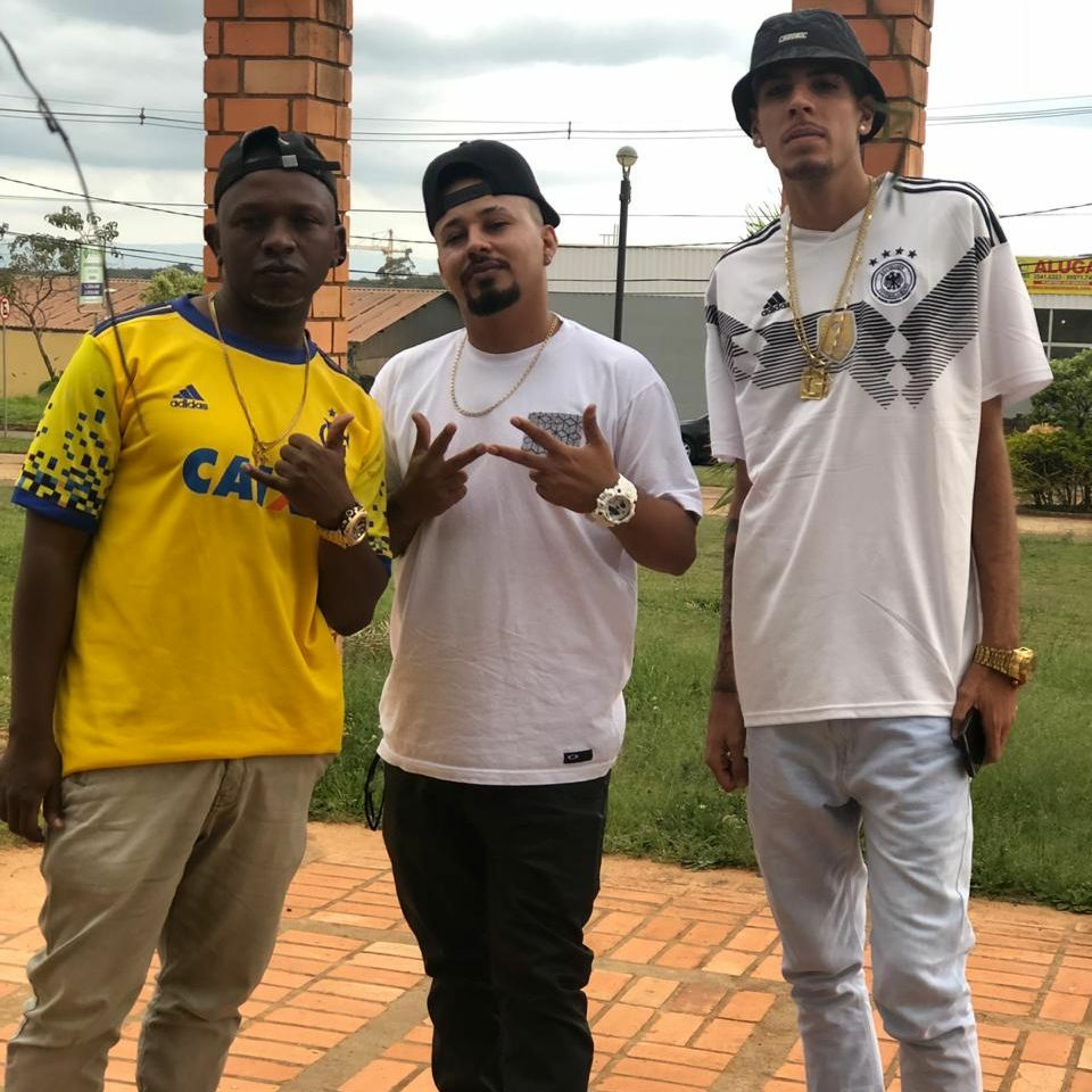 Mc Code E Mc Garoto - Vai Rapidão [ DJ THIAGO FB ] episode artwork