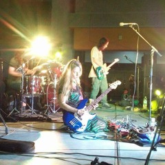 Diluvia- Llovizna (live)