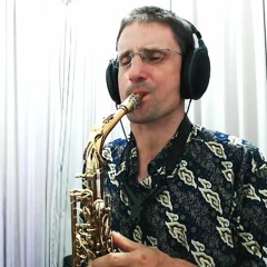 Saxophone Jam on Notre Dame Ouest (Anomalie)