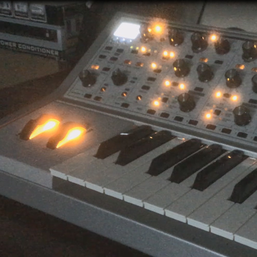 Drone (Moog Mode)