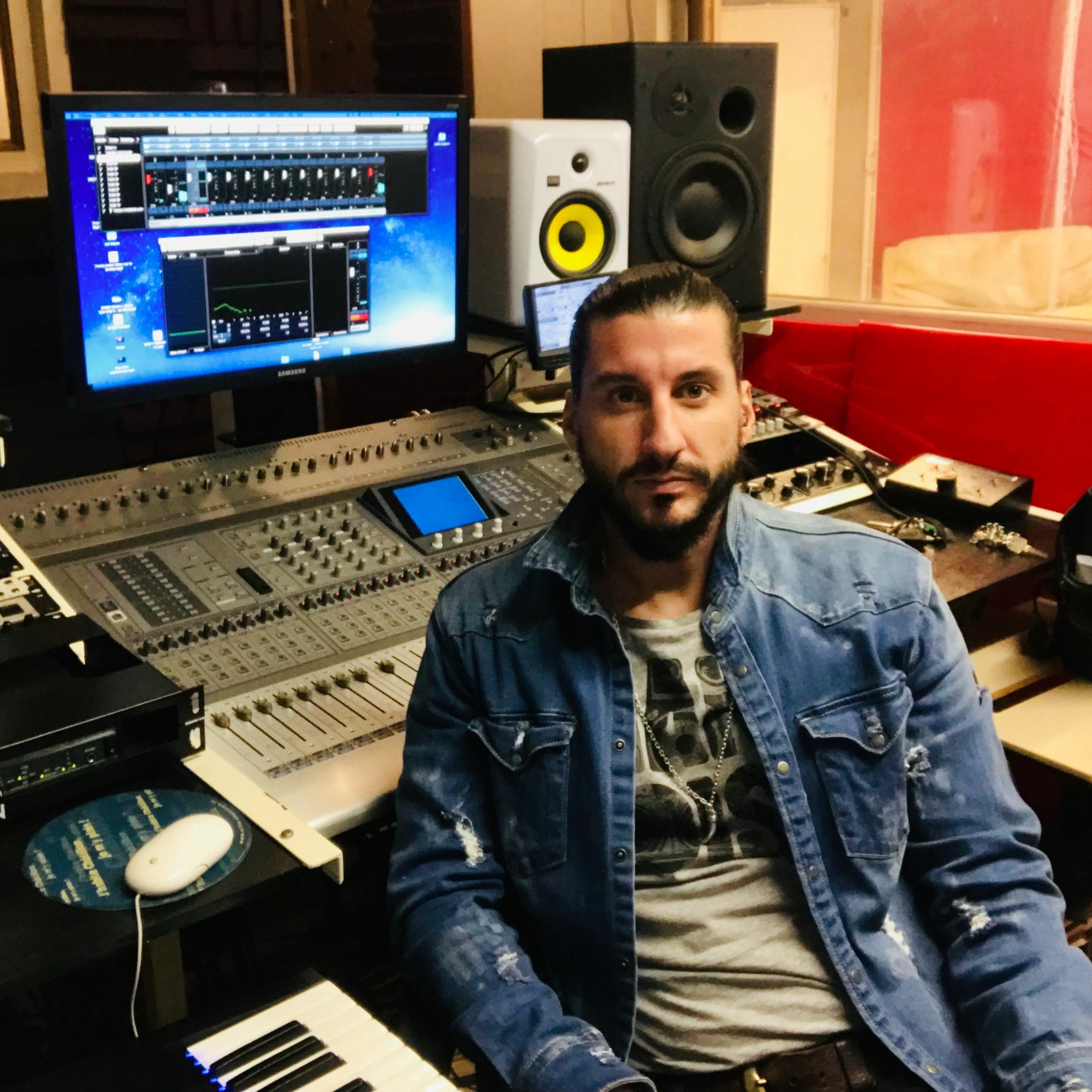 Axel Bampton Pres - SMOK\'IN BEATS