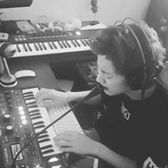 Everglow (Studio ver) - CHANYEOL