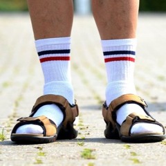 اليأس شجرة توتشي شاهد رجاءا مدمن التخفيف المراعي kikset med strømpebukser i  sandaler - miraclesuds.com